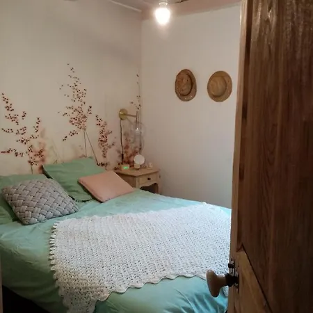 Echo Du Maquis Bed & Breakfast *